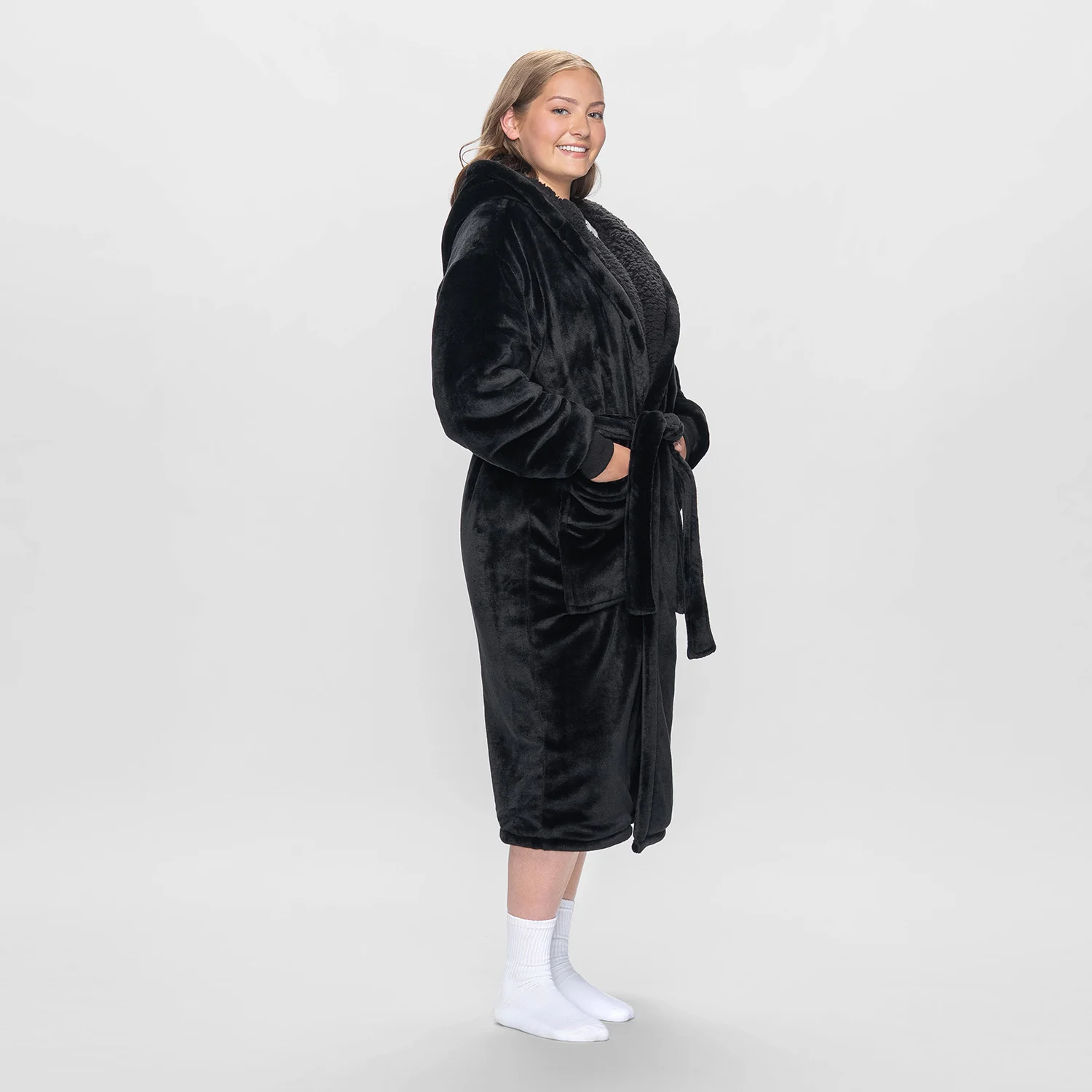 All Black - Image 5