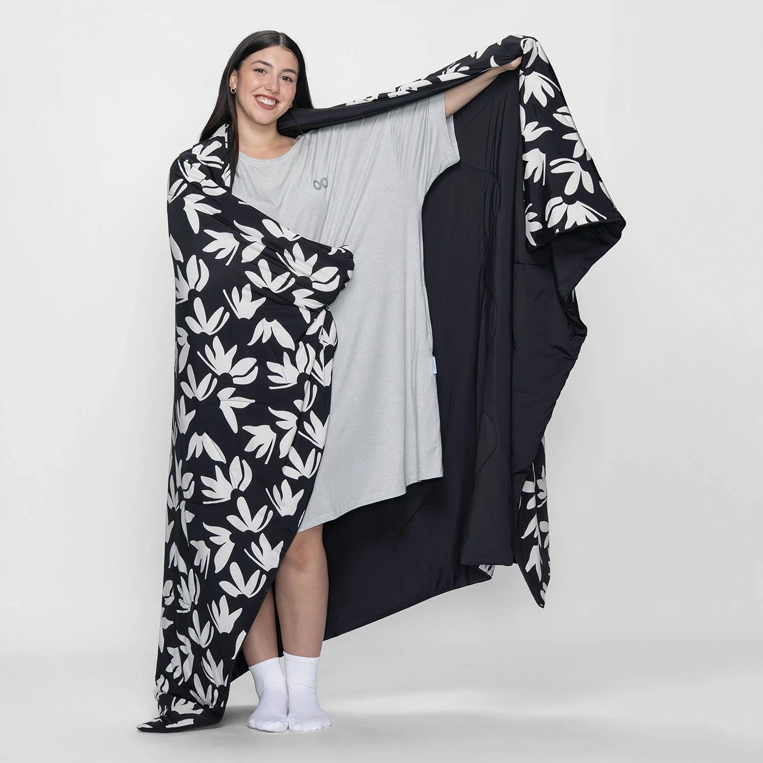 Black Floral - Image 4